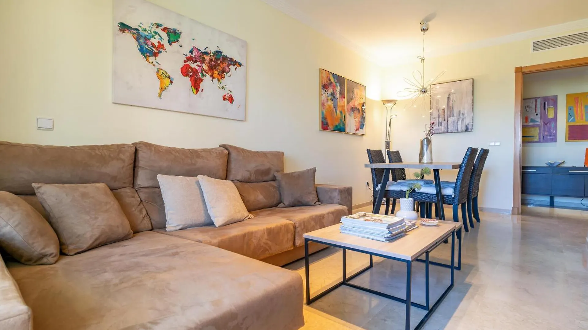 Nice Apartment In Benalmadena With Kitchen 0*,  Espanha