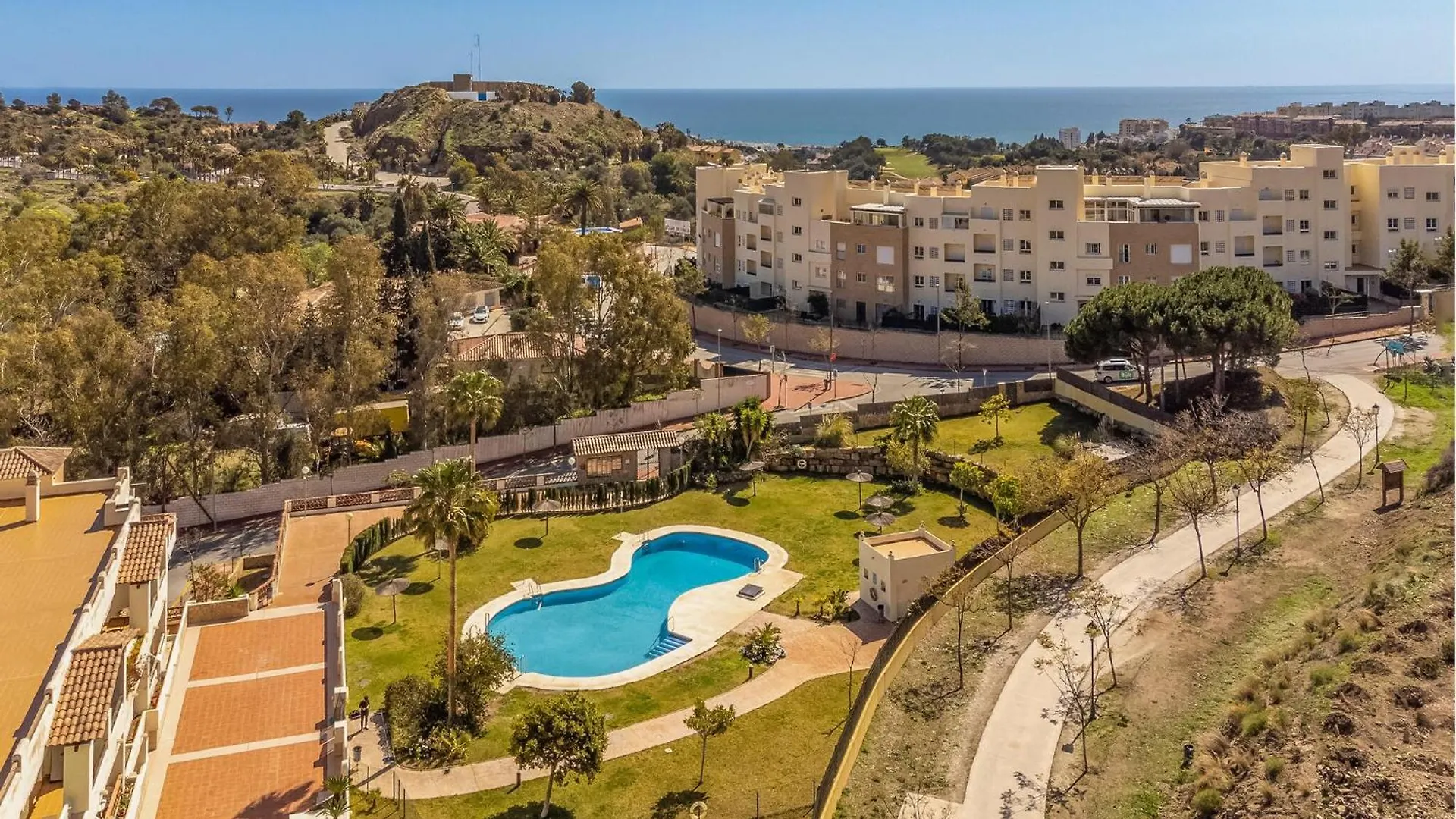 Nice Apartment In Benalmadena With Kitchen